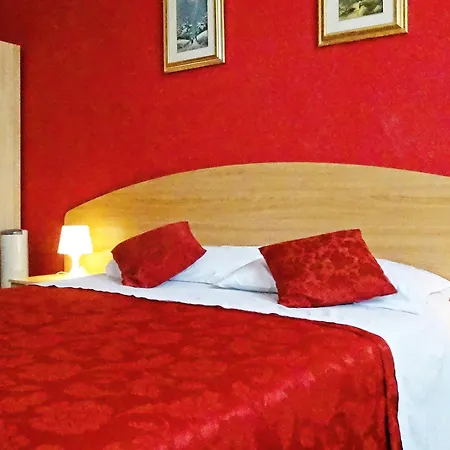 La Campanella 3*